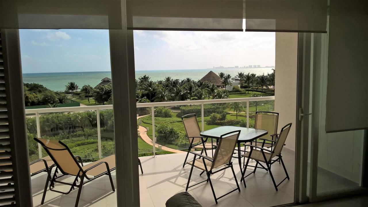 Swim The Caribbean & Work With A View Daire Cancun Dış mekan fotoğraf